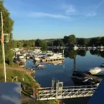 Schmuckkaestle Am Hafen ヴィースバーデン