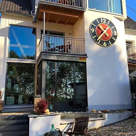 Апартаменты Schmuckkaestle Am Hafen