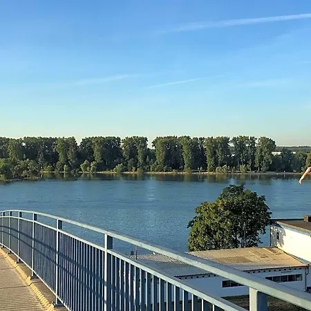 Schmuckkaestle Am Hafen *