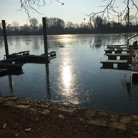 Schmuckkaestle Am Hafen Apartment *