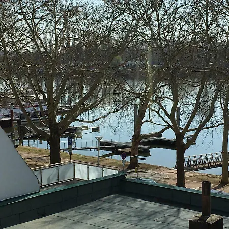 Schmuckkaestle Am Hafen Lägenhet Wiesbaden