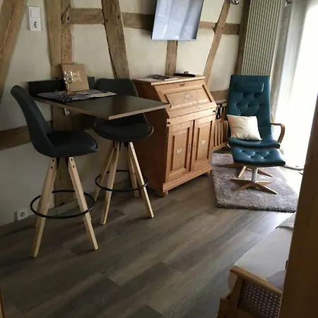Apartment Schmuckkaestle Am Hafen Wiesbaden