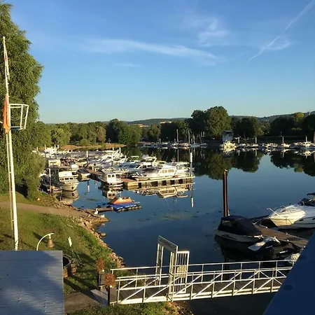 Schmuckkaestle Am Hafen Wiesbaden