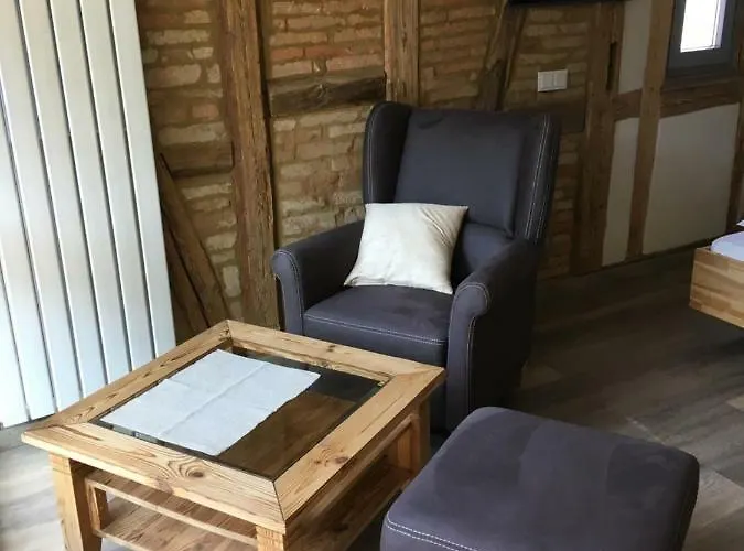 Schmuckkaestle Am Hafen