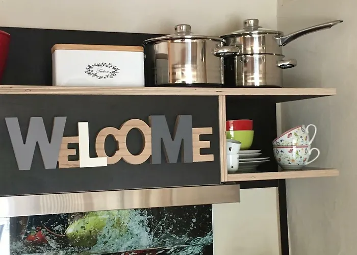 Schmuckkaestle Am Hafen * Wiesbaden